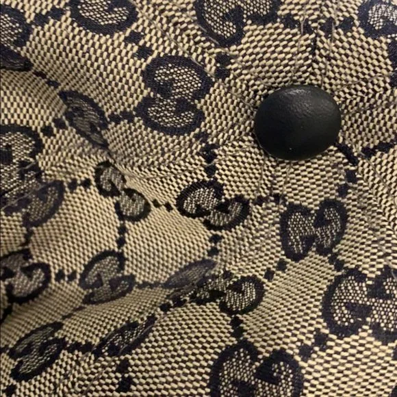 Limited edition Navy authentic Gucci hat - Picture 7 of 8